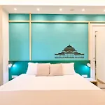 La Marina 4*