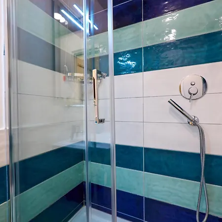 La Marina Guest house