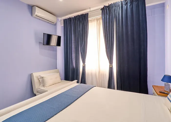 La Marina 4*