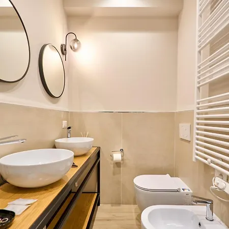 بيت ضيافة La Marina 4*