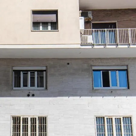 La Marina بيت ضيافة